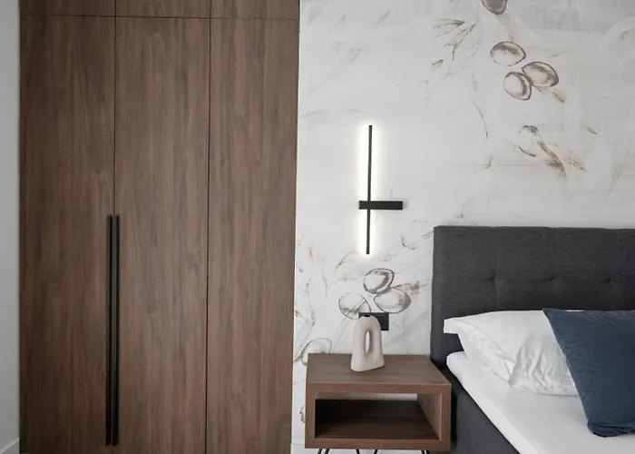 Luxury Aquarius - Beachside With Hot Tub