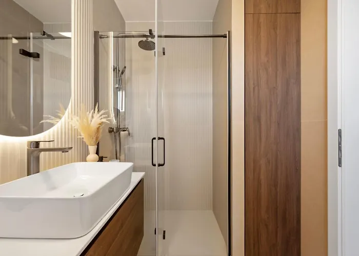 Appartement Luxury Aquarius - Beachside With Hot Tub *